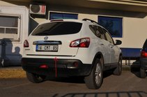 Nissan Qashqai 2007-2010 Listwa ochronna progu bagażnika stal nierdzewna Carmos - Turecka Stal Nierdzewna zdjęcia 2