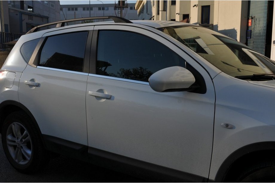 Nissan Qashqai 2010-2014 Zewnętrzne listwy drzwiowe (4 szt, stal nierdzewna) 2↗ Długa Baza, OmsaLine - Włoska Stal Nierdzewna Zdjęcia 2