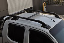 Nissan Navara/NP300 2016- Oryginalne relingi dachowe (z belką poprzeczną) zdjęcia 1