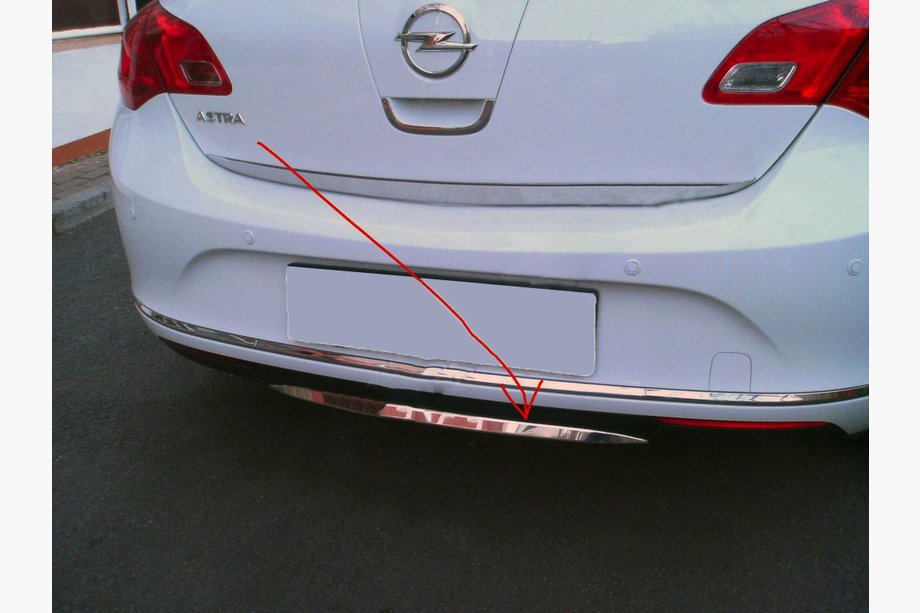 Opel Astra J 2009-2015 Listwa tylnego zderzaka stal nierdzewna Image