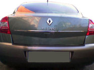 Renault Megane II 2004-2009 Listwa chromowana nad tablicą rejestracyjną (SD, stal nierdzewna) zdjęcia 1