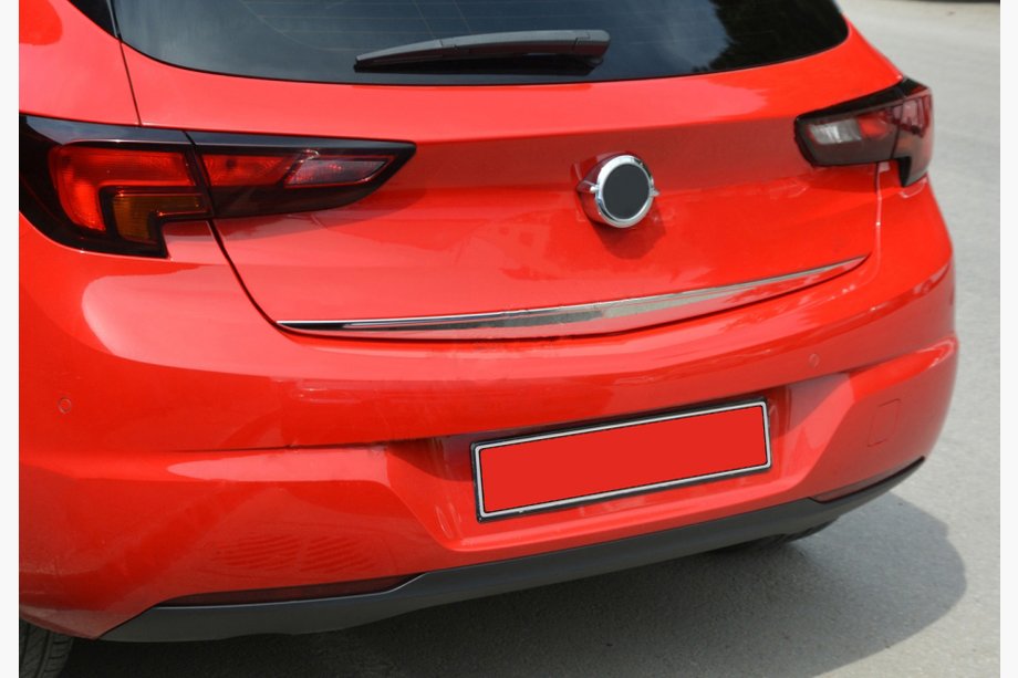Opel Astra K 2016-2021 Listwa dolna klapy bagażnika (HB, stal nierdzewna) Czarny Chrom Image