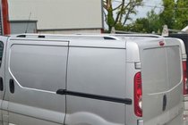 Opel Vivaro 2001–2015 Relingi dachowe Skyport (srebrne) zdjęcia 4