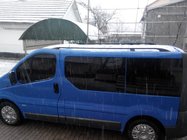 Renault Trafic 2001–2015 Relingi Dachowe Czarne Długie, plastikowe stopki zdjęcia 5