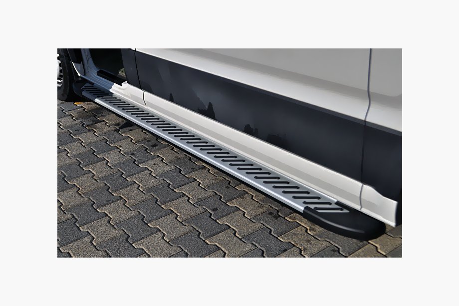Man TGE 2017- Progi Boczné Line (2 szt, aluminium) Image