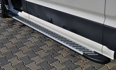 Man TGE 2017- Progi Boczné Line (2 szt, aluminium) zdjęcia 1