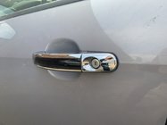 Ford C-Max 2004-2010 Nakładki na klamki z czarnym paskiem (4 szt, ABS) zdjęcia 3