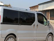 Renault Trafic 2001–2015 Relingi Dachowe Chromowane Krotkie, Plastikowe Stopy zdjęcia 6