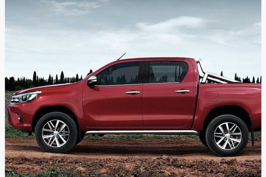Toyota Hilux 2015- Listwy ozdobne okien nierdzewne (4 szt) Image