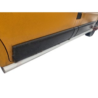 Progi boczne plastikowe (krotki rozstaw osi, 2 szt, do lakierowania) Nissan Primastar 2002-2014 zdjęcia 1