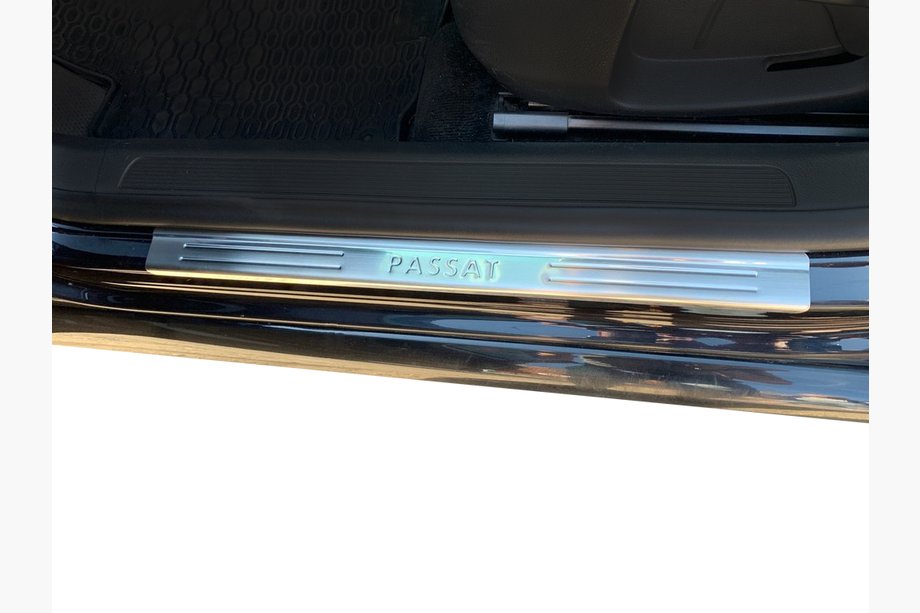 Volkswagen Passat B7 2012-2015 Nakładki na progi OmsaLine Typ 2 (4 szt, Stal Nierdzewna) Image