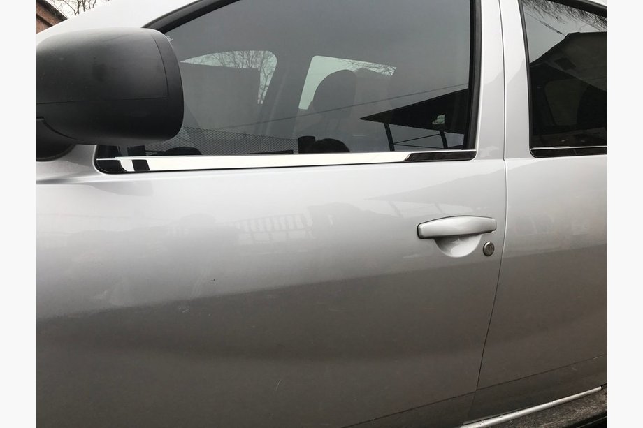 Dacia Duster 2008-2018 Listwy Ozdobne Szyb (4 szt, Stal Nierdzewna) Zdjęcia 3