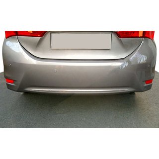 Listwa tylnego zderzaka stal nierdzewna Toyota Corolla 2013-2019 zdjęcia 1