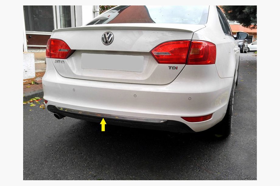 Volkswagen Jetta 2011-2018 Listwa tylnego zderzaka 2011-2013 stal nierdzewna Image