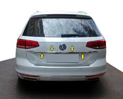 Volkswagen Passat B8 2015-2023 Listwa chromowana nad tablicą rejestracyjną SW (Carmos, stal nierdzewna) zdjęcia 1