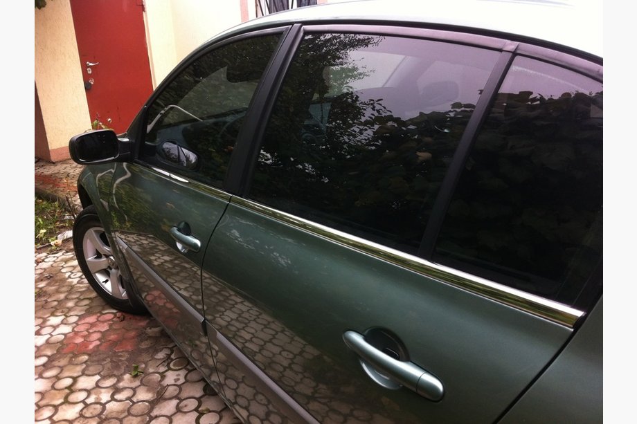 Renault Megane II 2004-2009 Zewnętrzne listwy ozdobne okien stal nierdzewna (4 szt) SD/SW, Carmos - Stal Turecka Zdjęcia 5