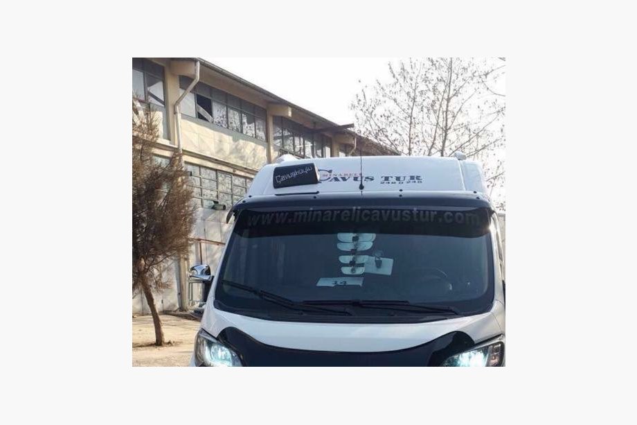 Fiat Ducato 2006-2025 Daszek na szybę przednią (czarny połysk, 5mm) Zdjęcia 6