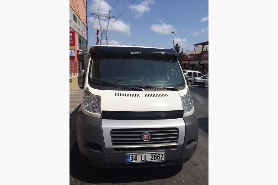 Fiat Ducato 2006-2025 Daszek na szybę przednią (czarny połysk, 5mm) Zdjęcia 4