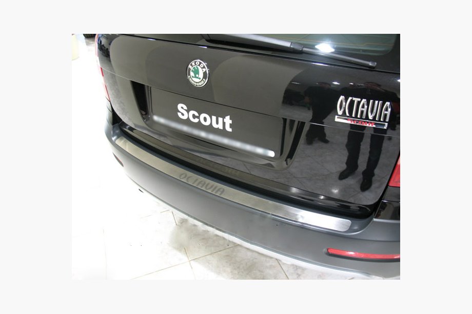 Skoda Octavia II A5 2006-2010 Nakładka na Tylny Zderzak Nataniko (Stal Nierdzewna) Kombi Image