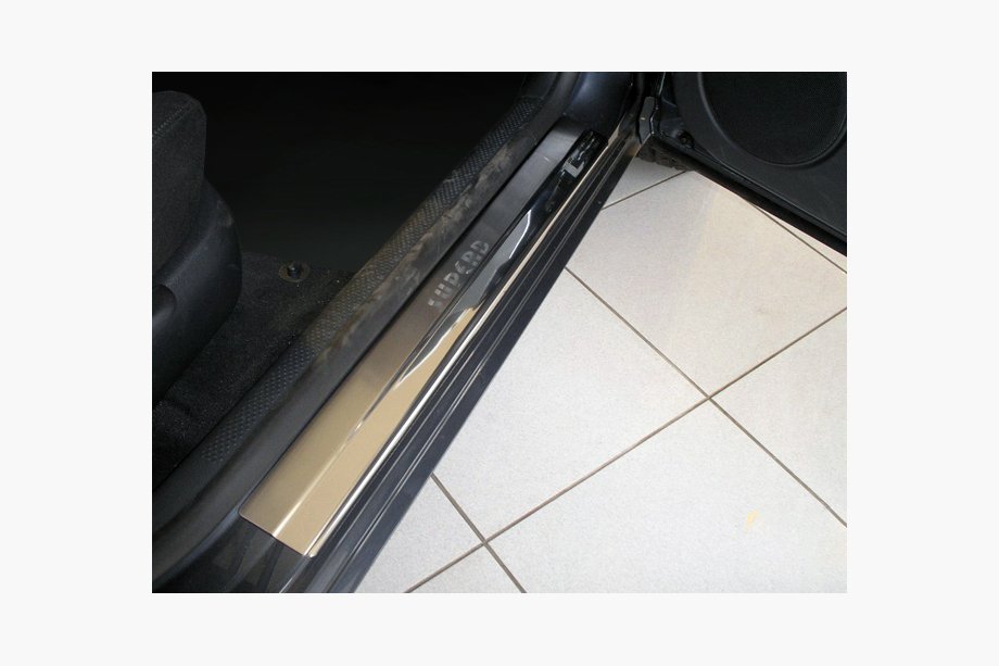 Skoda Superb 2001-2009 Nakładki na Progi Nataniko (4 szt., Stal Nierdzewna) Image