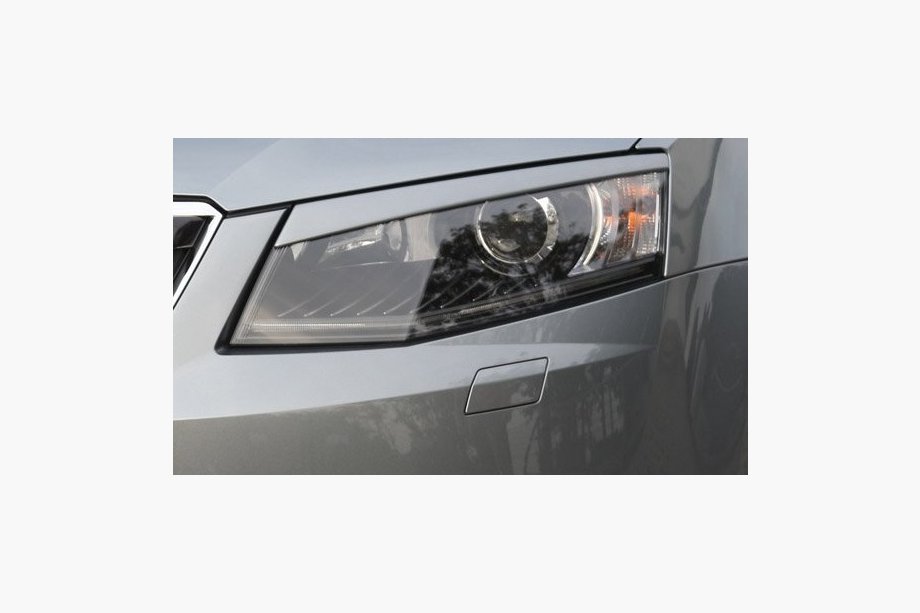 Skoda Octavia III A7 2013-2019 NOWOŚĆ !!! Brewki na reflektory (2 szt., do malowania) Image
