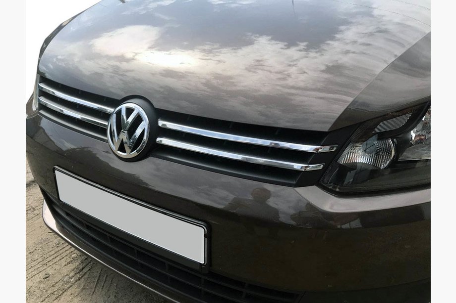 Volkswagen Caddy 2010-2015 Nakładki na grill chromowane (wąski model) Image