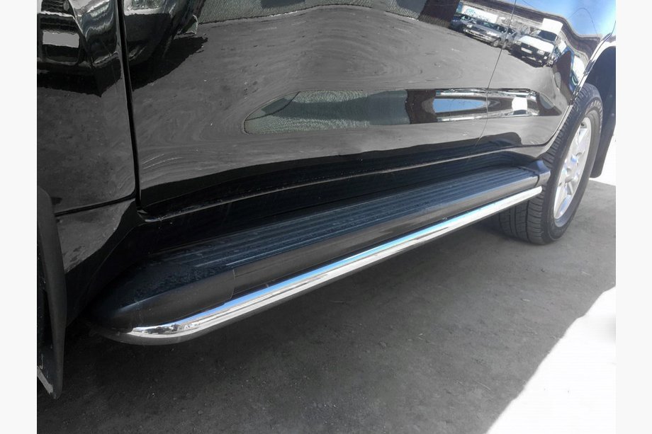 Toyota Land Cruiser 200 2007-2021 Ochrona progu bocznego BB004 (2 szt., stal nierdzewna) Image