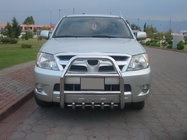 Toyota Hilux 2006-2015 Pałąk Przedni QT007 (Stal Nierdzewna) zdjęcia 3