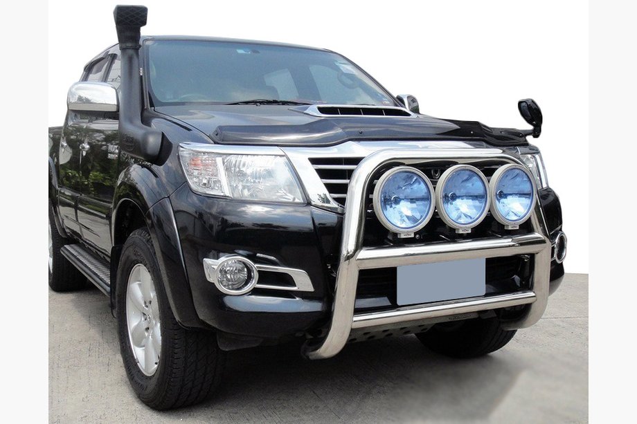 Toyota Hilux 2006-2015 Pałąk Przedni WT018 (Stal Nierdzewna) Image
