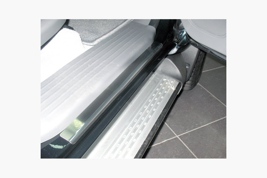 Toyota Hilux 2006-2015 Nakładki na Progi Nataniko (4 szt., Stal Nierdzewna) Premium - Taśma 3M, 0.8 mm Image
