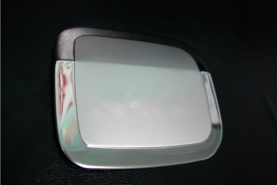 Toyota Rav 4 2001-2005 Nakładka na Zbiornik Stal Nierdzewna Image