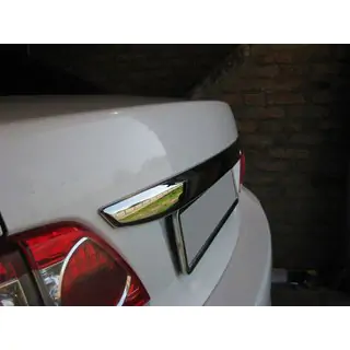 Listwa chromowana nad tablicą rejestracyjną 2010-2013 (stal nierdzewna) Toyota Corolla 2007-2013 zdjęcia 3
