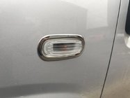 Fiat Linea 2006-2018 Chromowane obwódki kierunkowskazów (2 szt., stal nierdzewna) zdjęcia 1