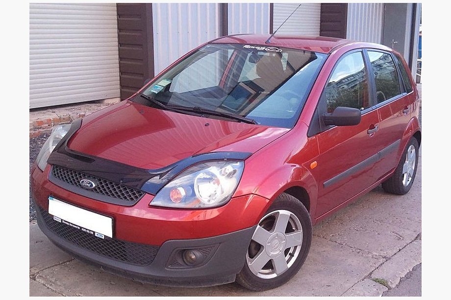 Ford Fiesta 2002-2008 Deflektor Maski VIP Image