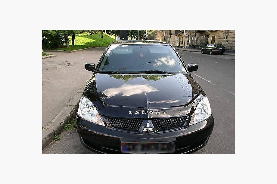 Mitsubishi Lancer 9 2004-2008 Deflektor maski (VIP) Image