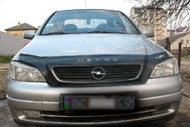 Opel Astra G classic 1998-2012 Deflektor Maski VIP zdjęcia 1