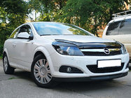Opel Astra H 2004-2013 Deflektor maski (VIP) zdjęcia 1