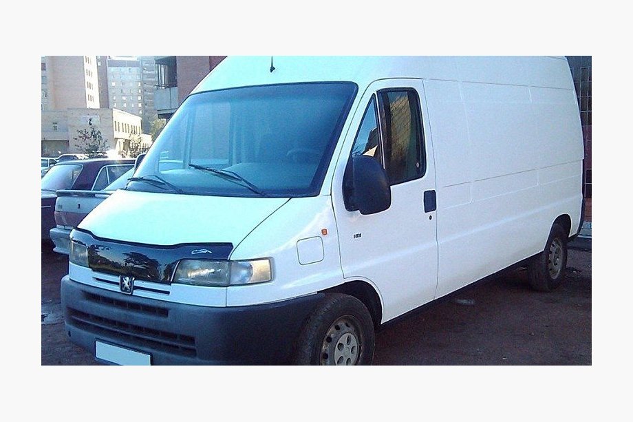 Peugeot Boxer 1994-2006 Deflektor maski (1994-2002, VIP) Image