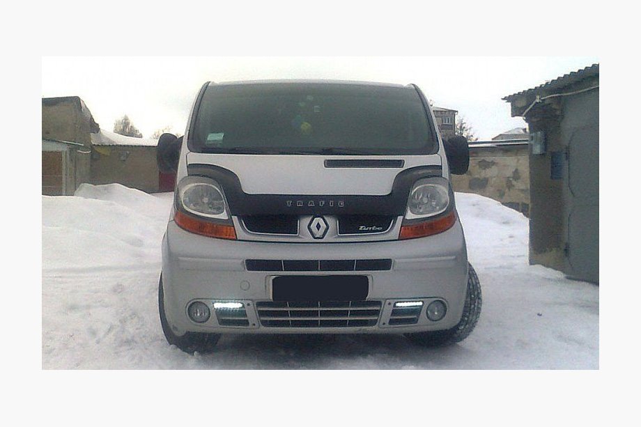 Renault Trafic 2001–2015 Deflektor maski Dlugi (VIP) Image