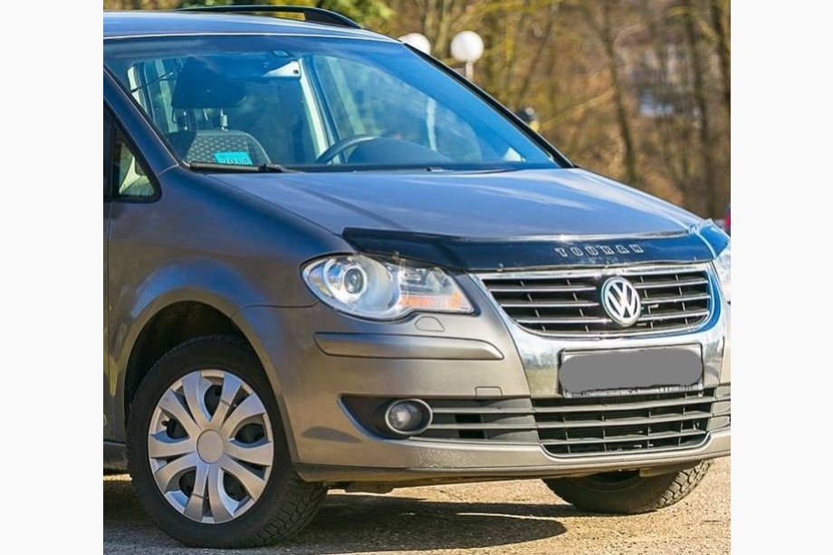 Volkswagen Touran 2003-2010 Deflektor maski 2003-2007 (VIP) Image
