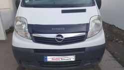 Opel Vivaro 2001–2015 Deflektor maski krotki (VIP) zdjęcia 1