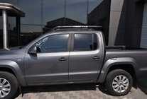 Mitsubishi L200 2006-2015 Czarne relingi dachowe z belkami poprzecznymi zdjęcia 3