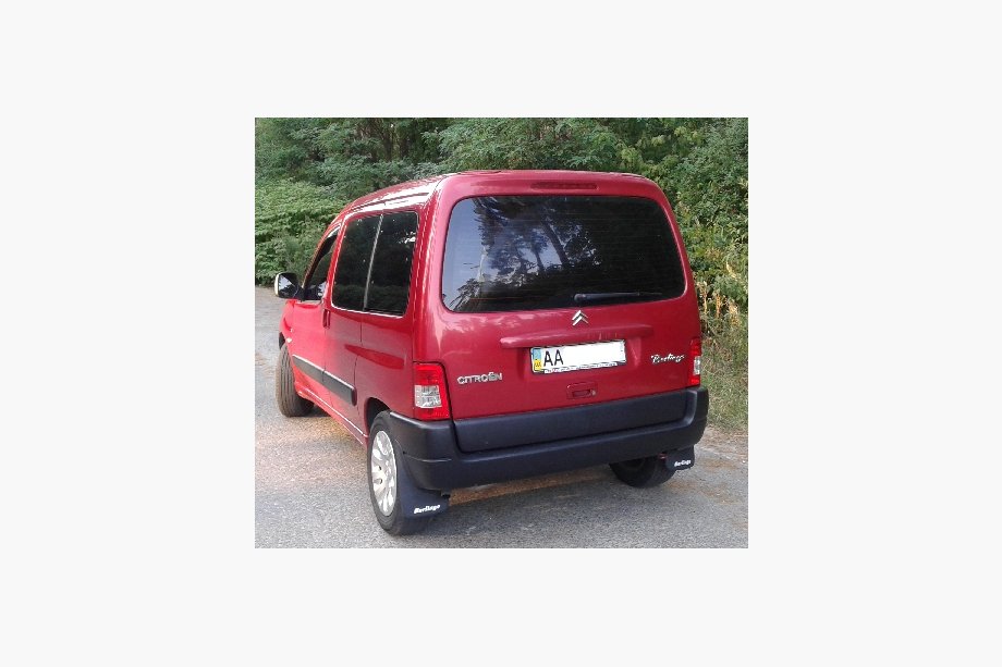 Citroen Berlingo 1996-2008 Chlapacze Premium dopasowane z wgłębieniem (2 szt.) Zdjęcia 2