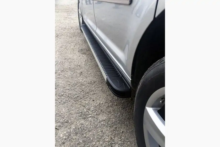 Volkswagen Tiguan 2007-2016 Progi Boczné Maya V1 (2 szt., Aluminium) Image