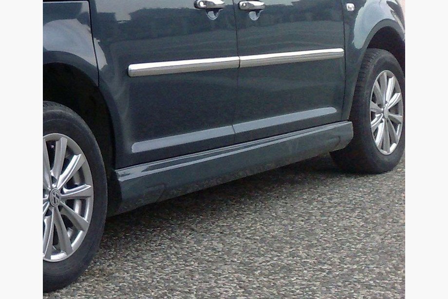 Volkswagen Caddy 2004-2010 Progi Boczne Duo-Model (zagruntowane do malowania) Image