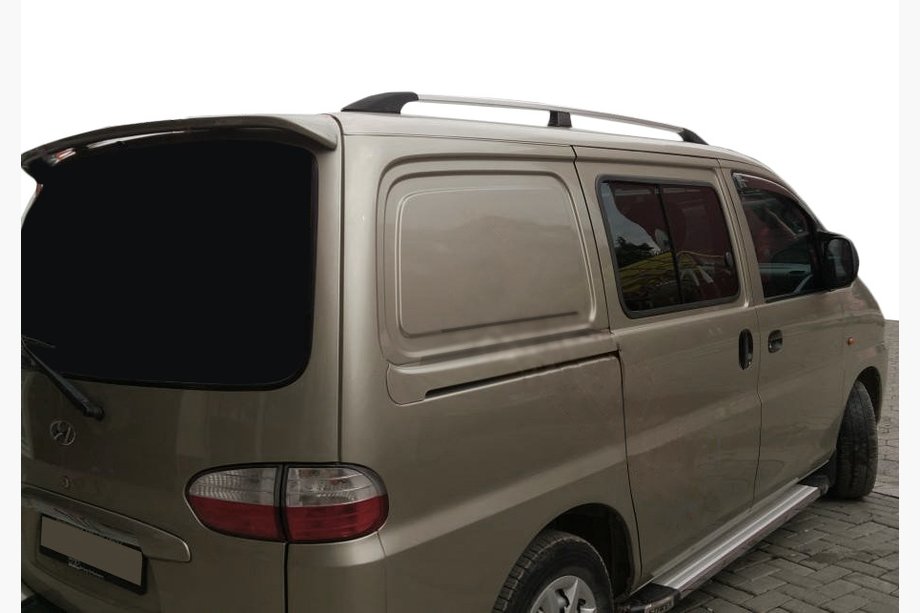 Hyundai H200, H1, Starex 1998-2007 Relingi Dachowe Chromowane Metalowe Nóżki Image