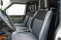 Volkswagen T4 Caravelle/Multivan 1990–2003 Pokrowce Samochodowe (Skóra Syntetyczna↗Tkanina, Premium) Przednie fotele 2↗1 zdjęcia 1