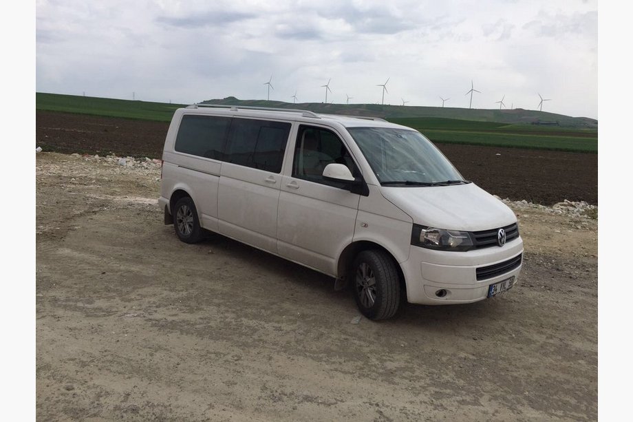 Volkswagen T5 Multivan 2003–2010 Relingi dachowe Skyport (białe) Zdjęcia 2