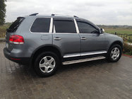 Volkswagen Touareg 2002–2010 Relingi Dachowe Chromowane (Stopy Plastikowe) Stopa Metalowa zdjęcia 3
