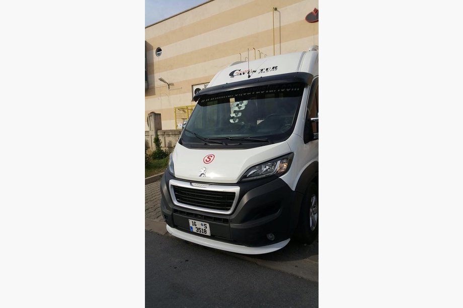 Fiat Ducato 2006-2025 Daszek na szybę przednią (czarny połysk, 5mm) Zdjęcia 5